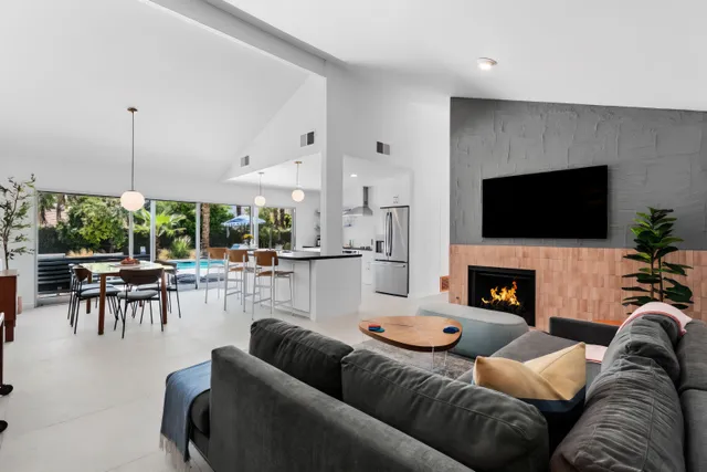 Wander Palm Springs Escape #3