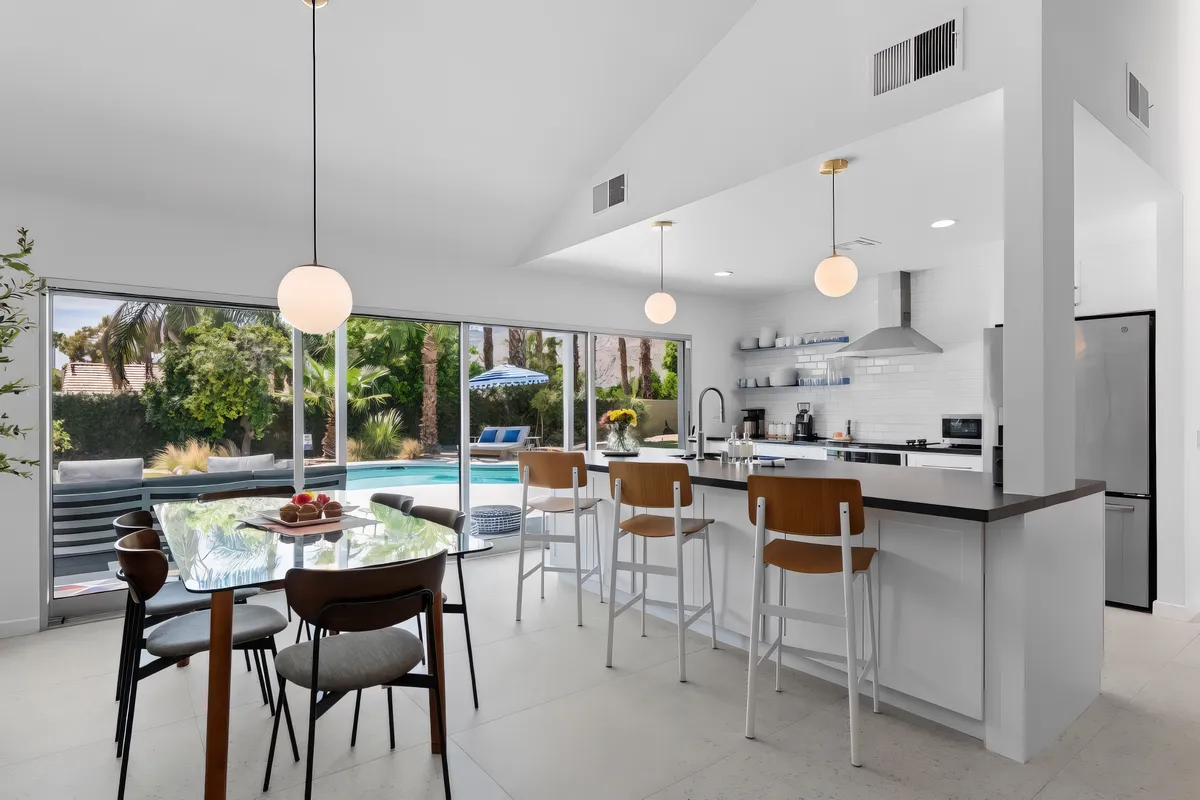 Wander Palm Springs Escape