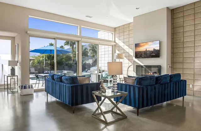 Wander Palm Springs Gem #3