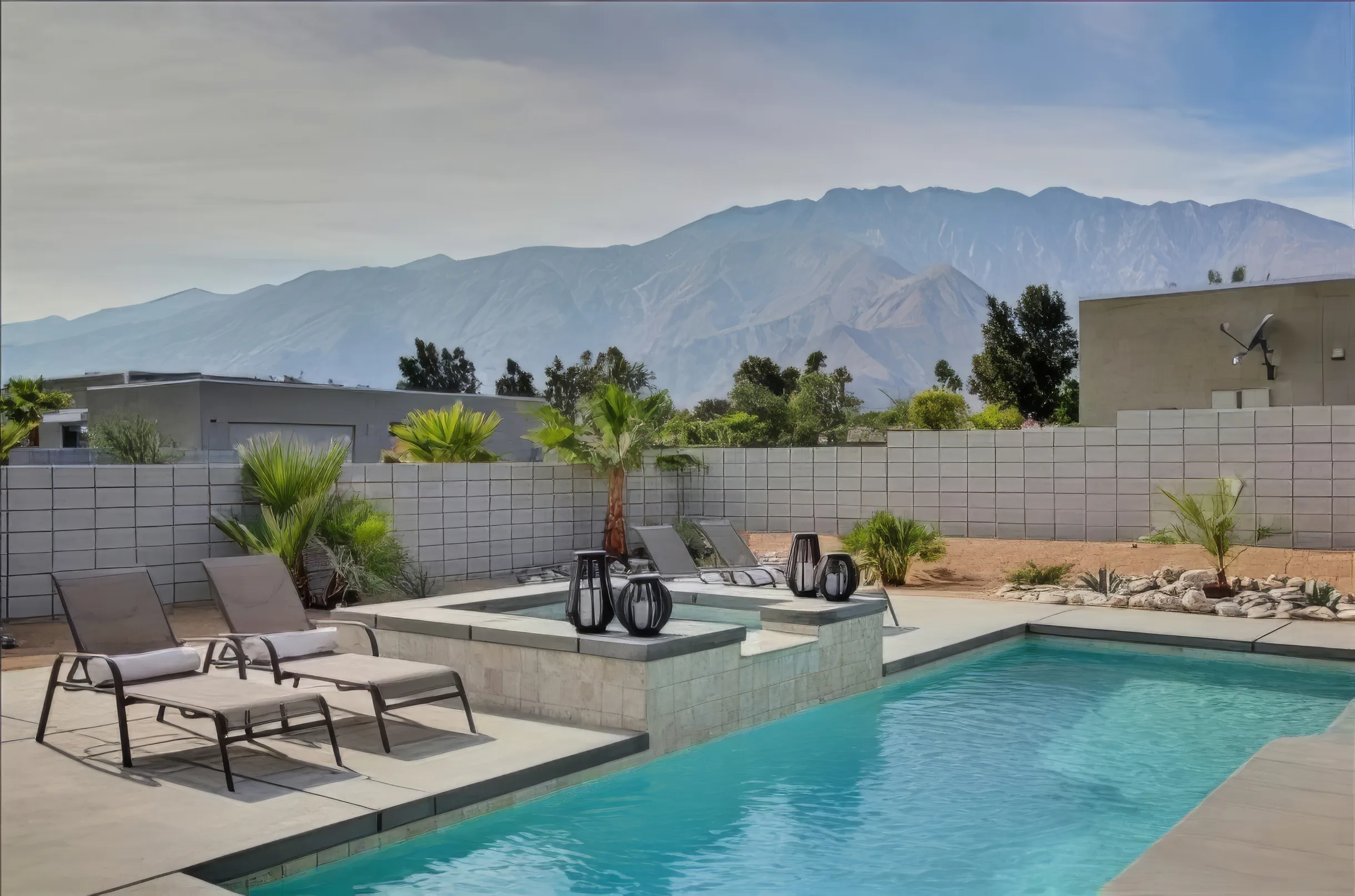 Wander Palm Springs Gem #4