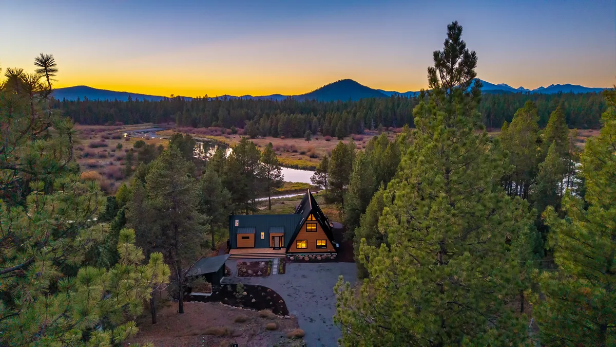 Wander Bend Retreat