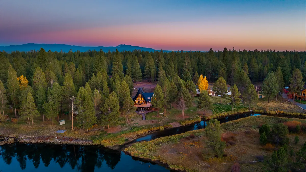 Wander Bend Retreat