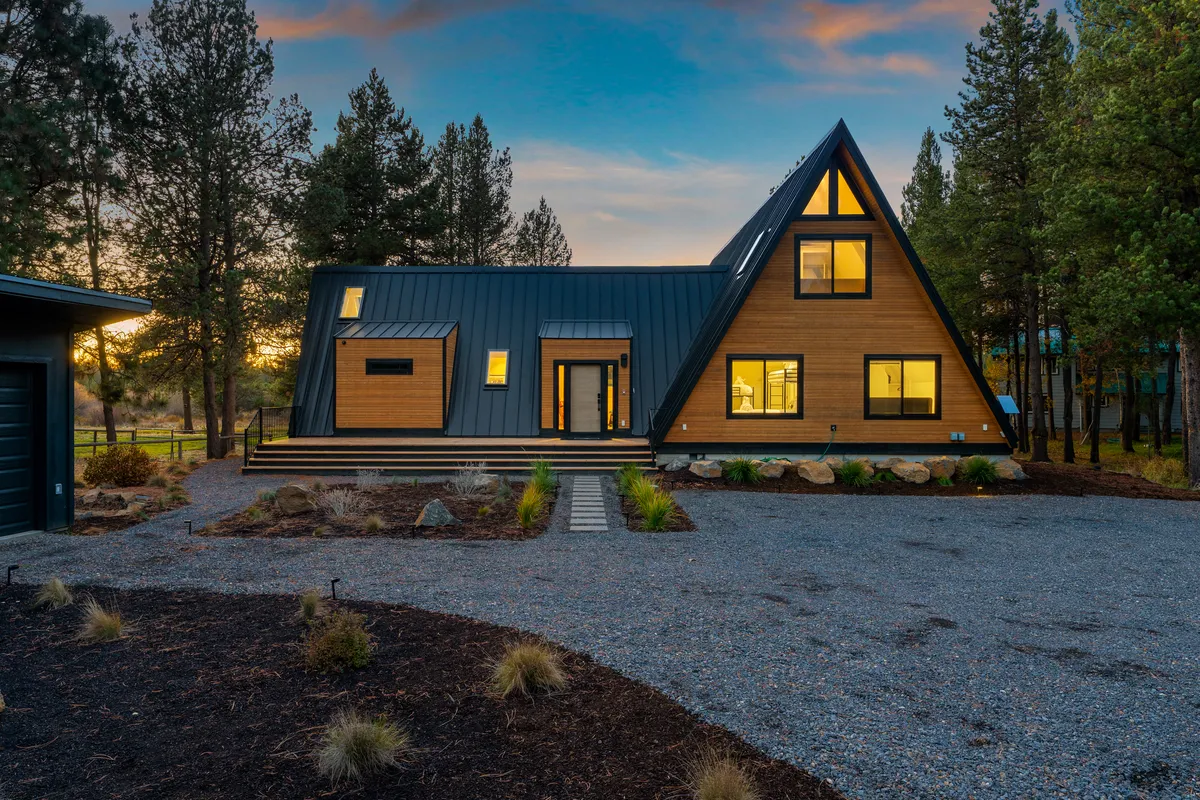 Wander Bend Retreat