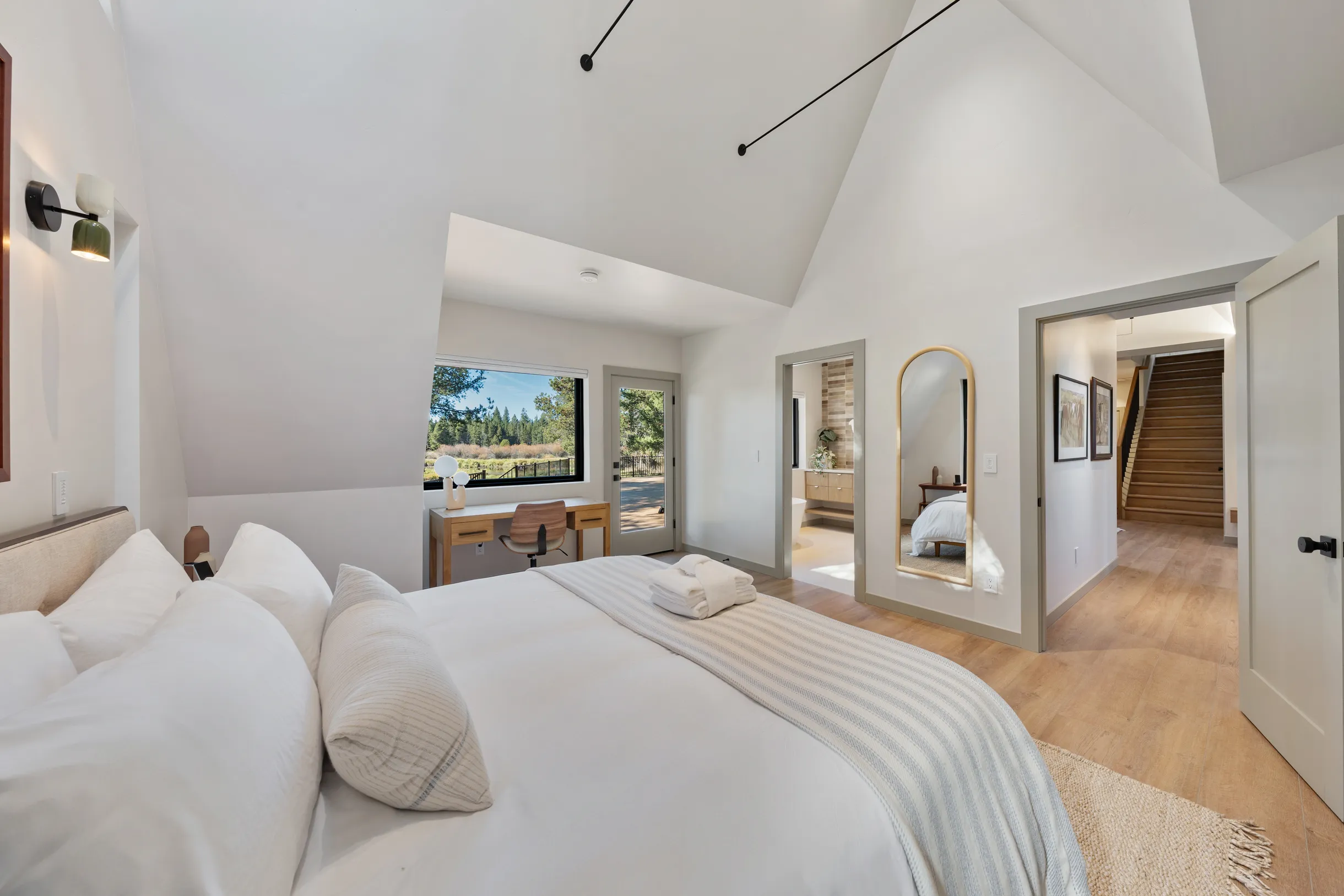 Wander Bend Retreat #80