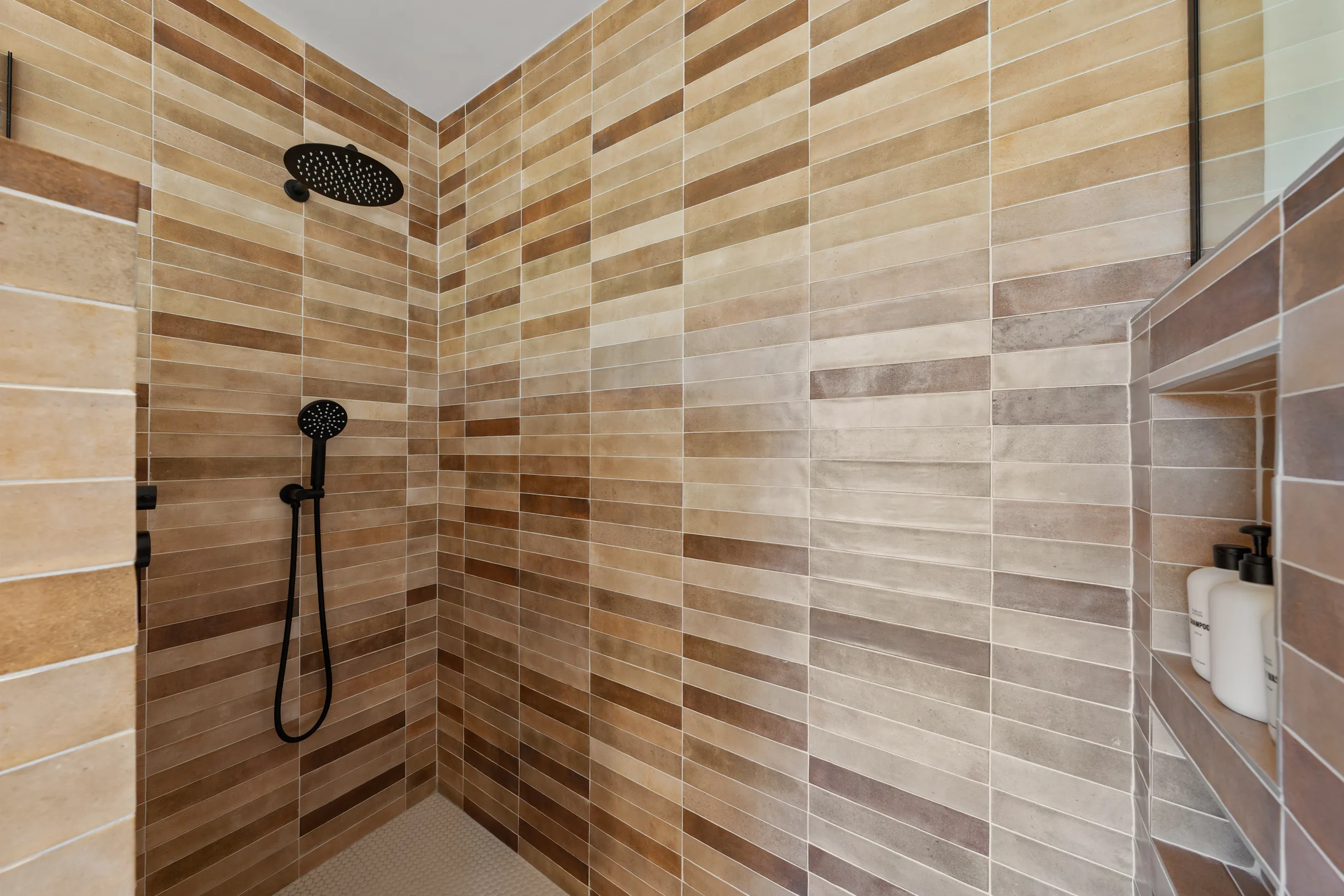 Wander Bend Retreat #92