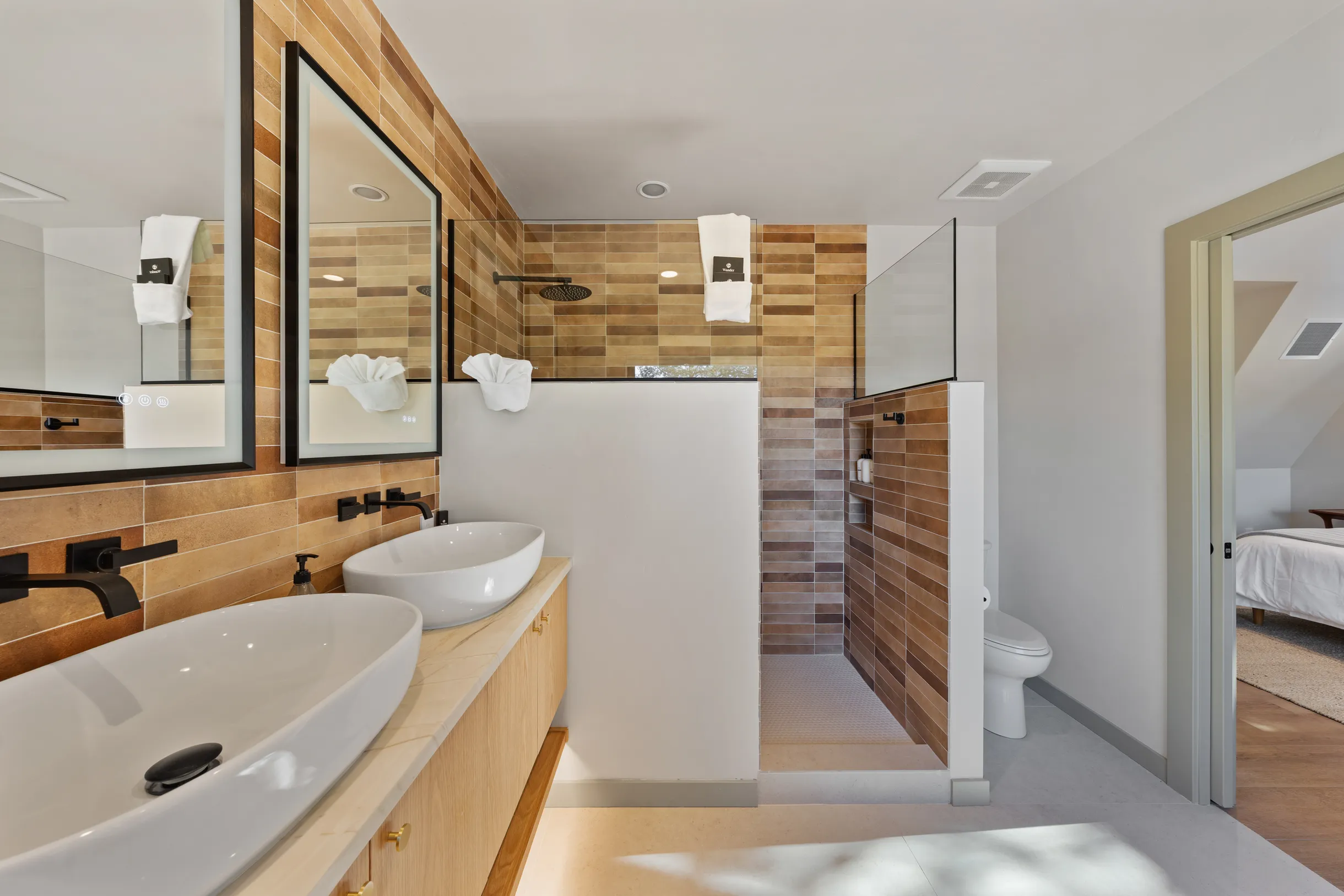 Wander Bend Retreat #69