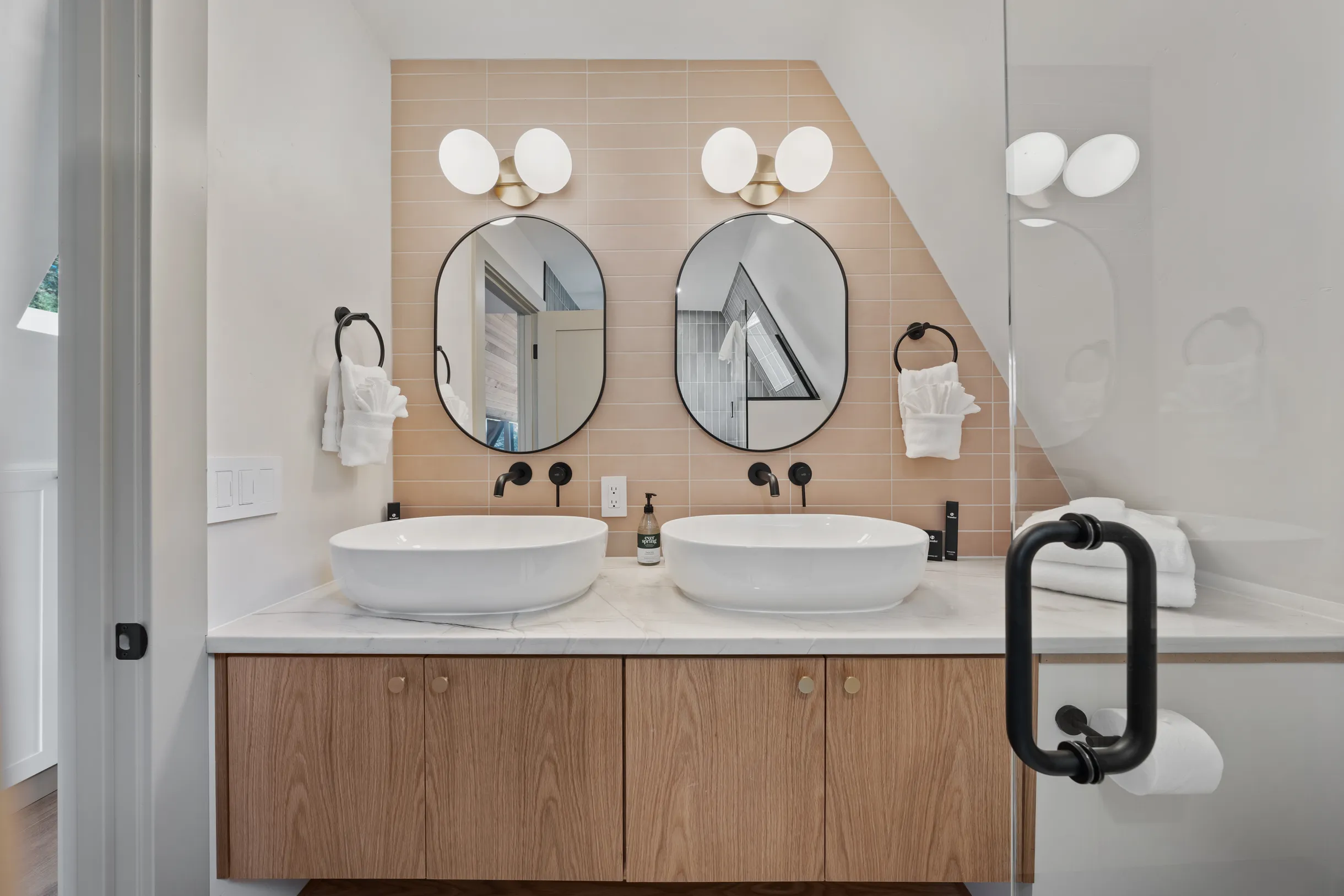 Wander Bend Retreat #16