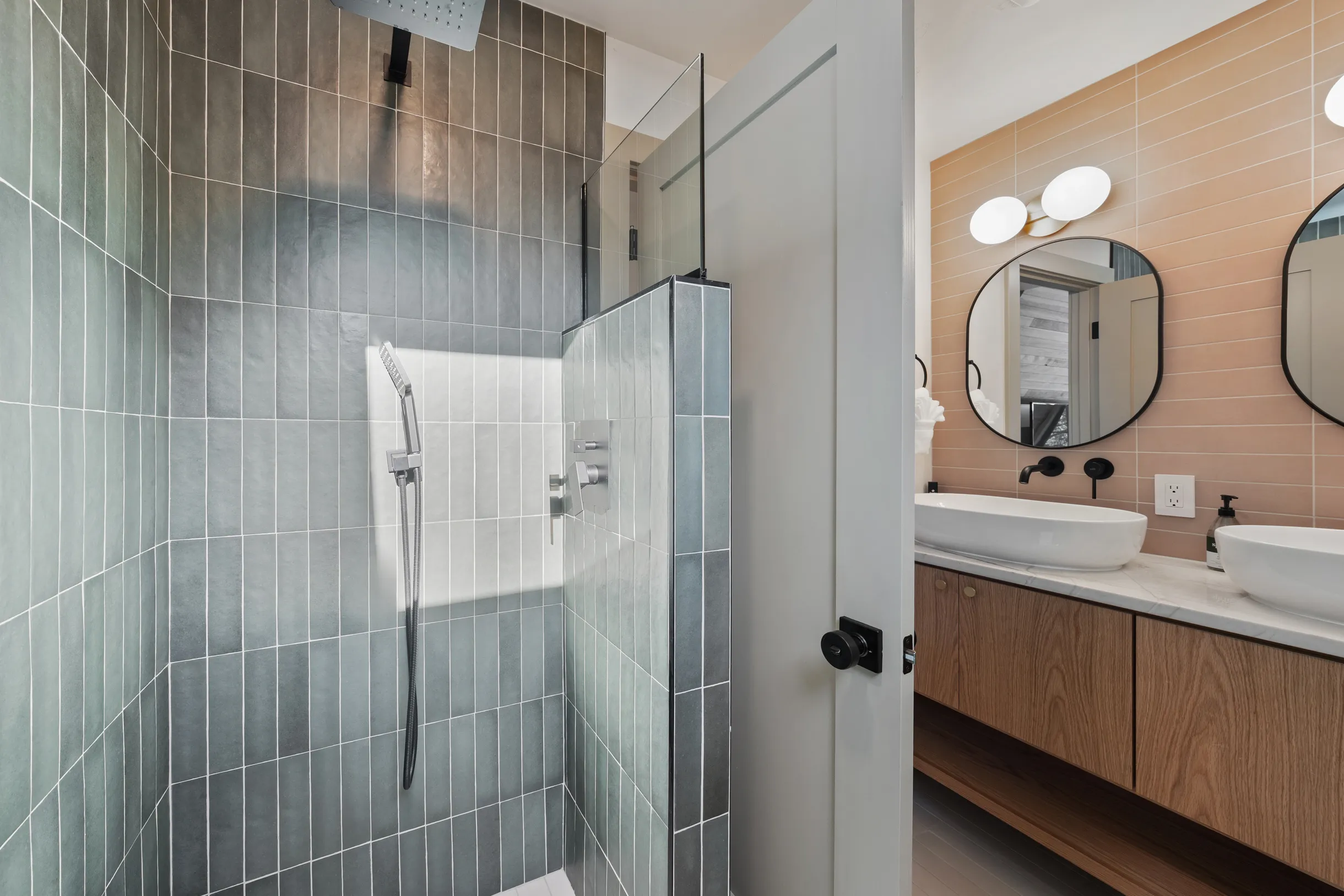 Wander Bend Retreat #62