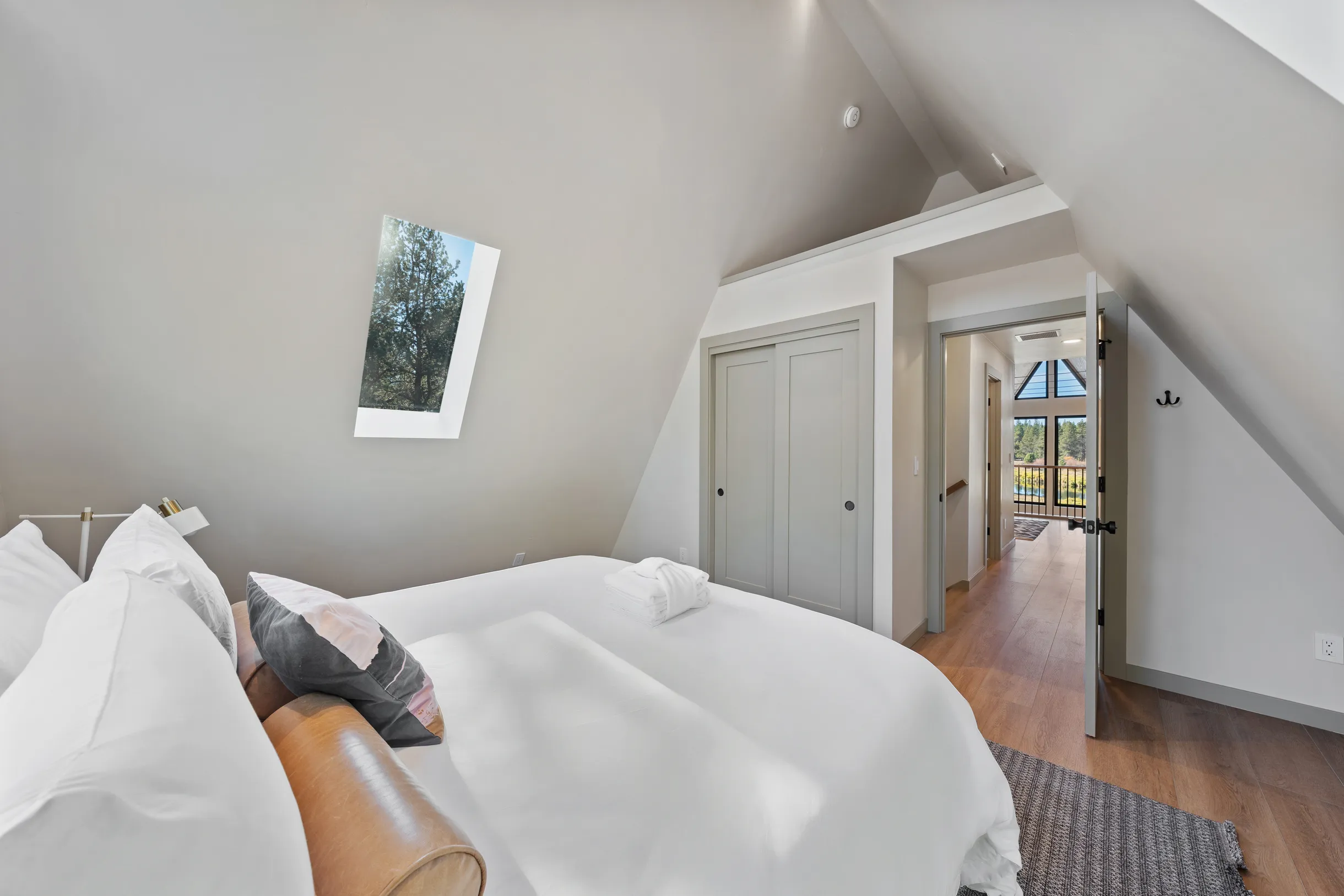 Wander Bend Retreat #85