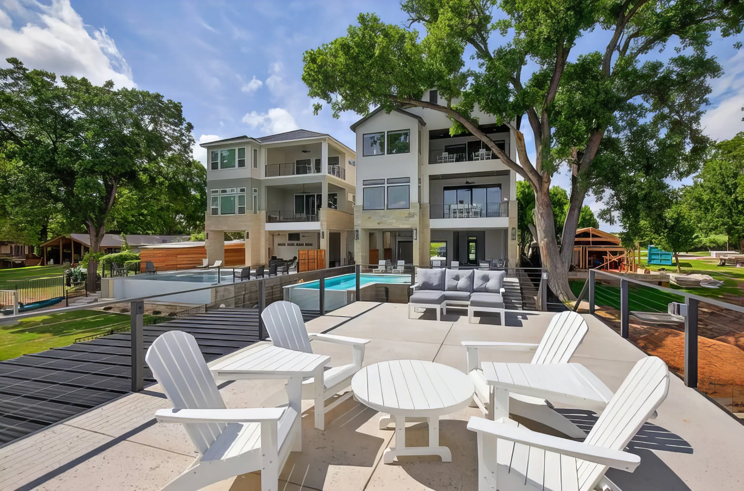 Wander Kingsland Villa #4