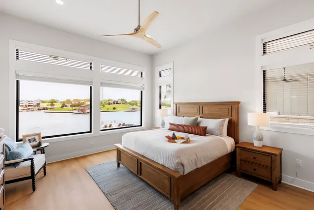 Bedroom 1 image 1
