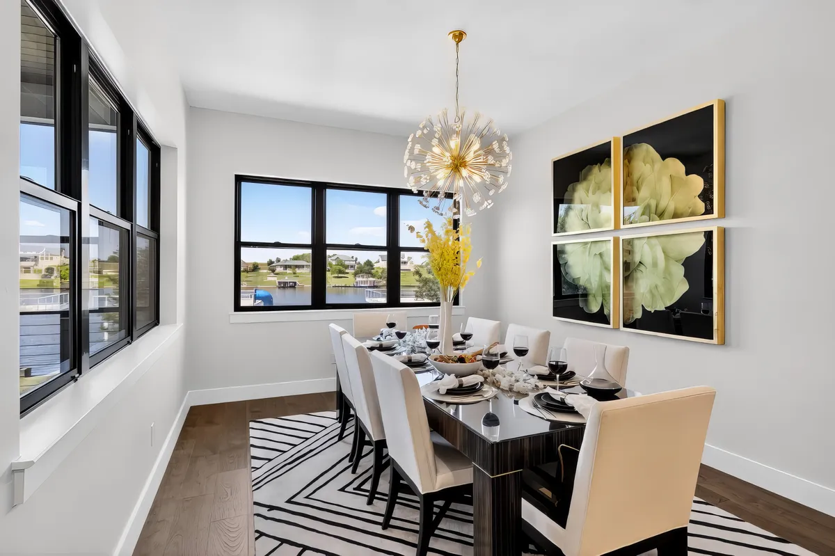 Dining Room image