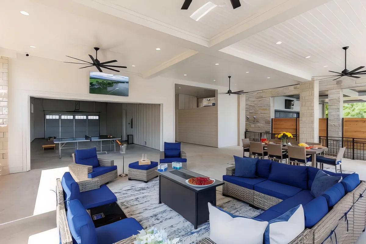 Wander Kingsland Estate