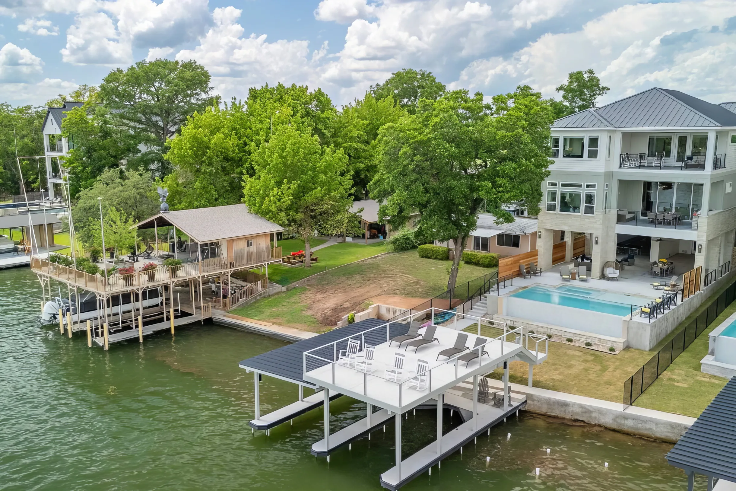 Wander Kingsland Estate #4