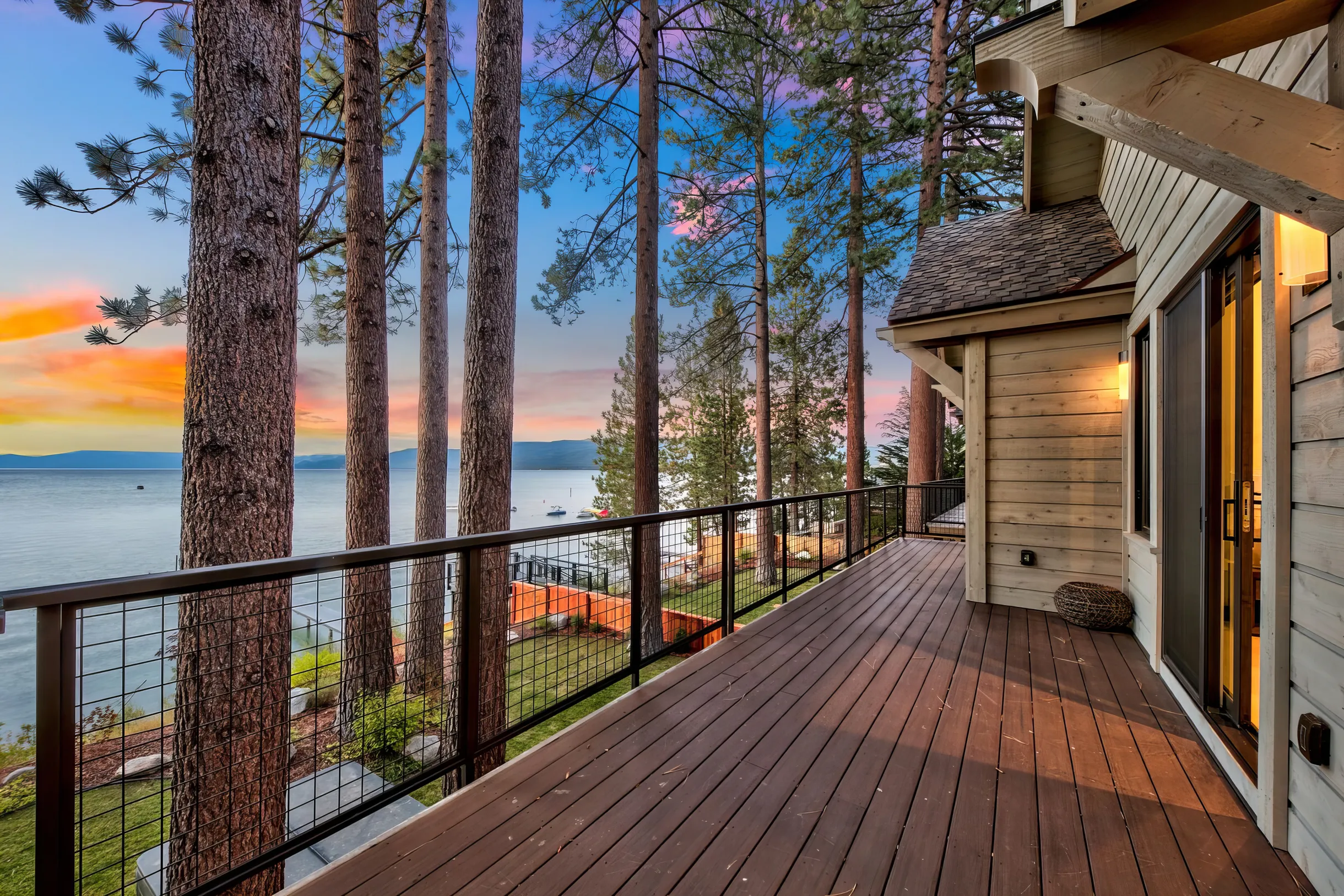 Lakefront South Lake Tahoe Luxury Villa LUXE03 #13