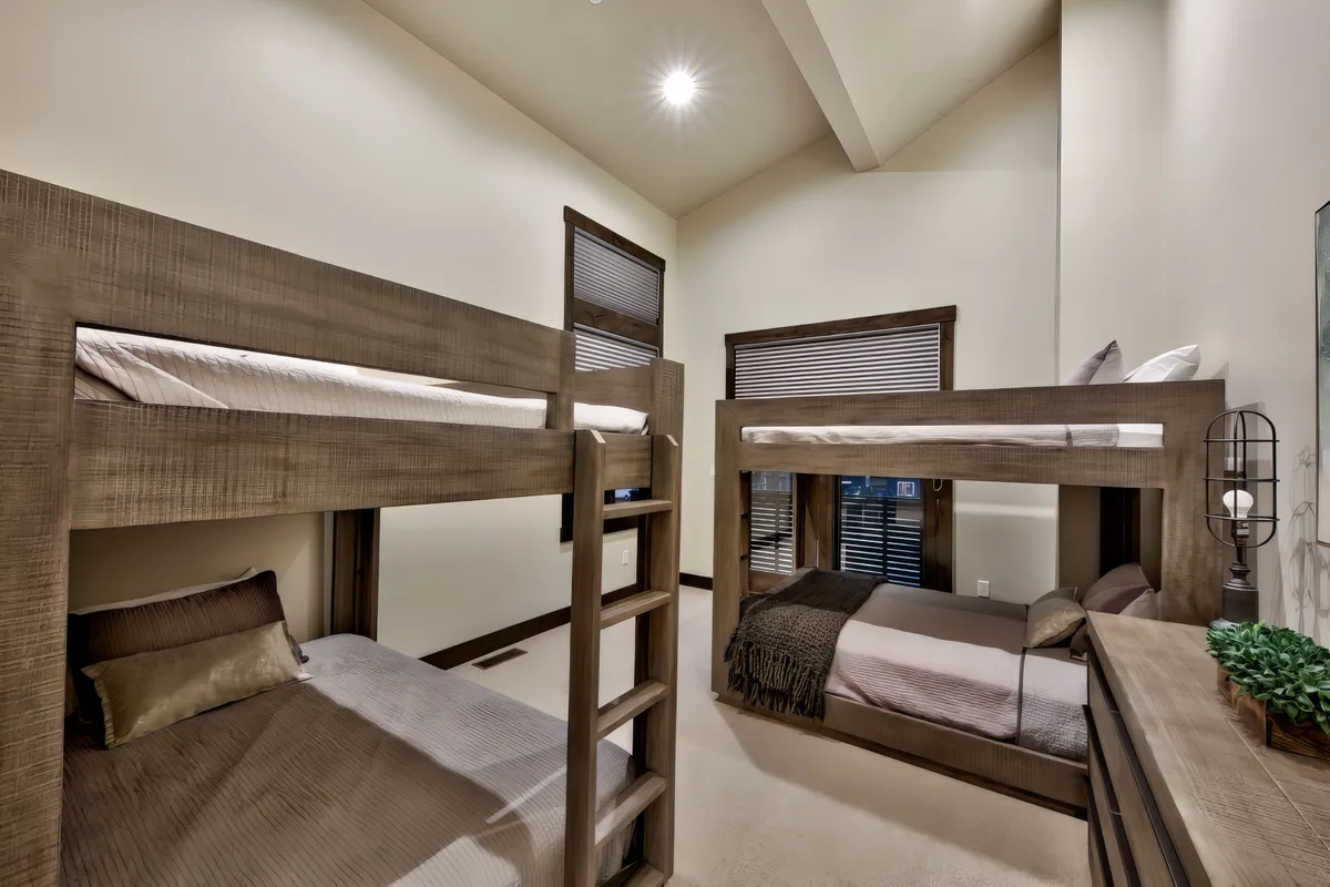 Bunk Bedroom 2 image