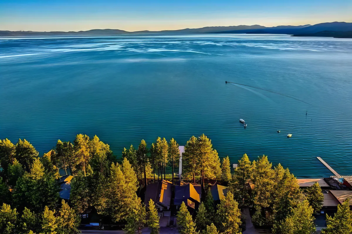 Lakefront South Lake Tahoe Luxury Villa LUXE03 #53
