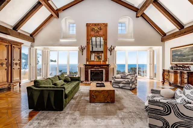 Wander Pebble Estate #3