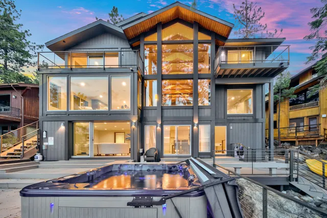 Wander Tahoe Modern #4