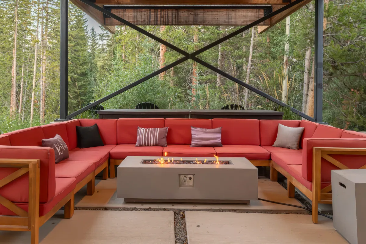 Wander Winter Park Riverfront