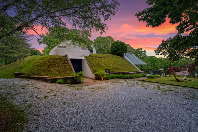 Wander Lakefront Retreat #5