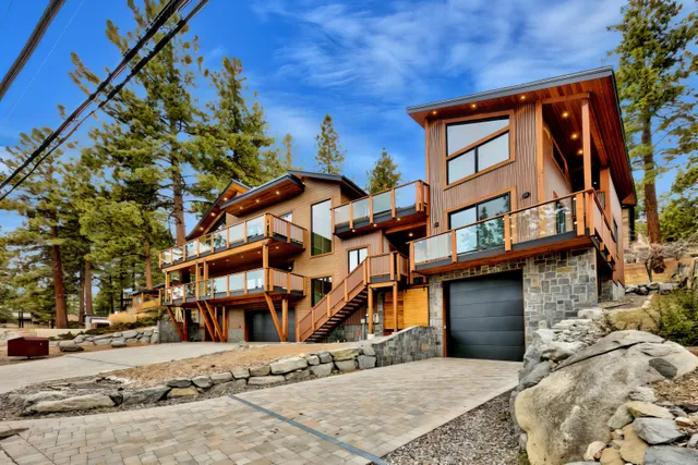 Wander Tahoe Manor #4