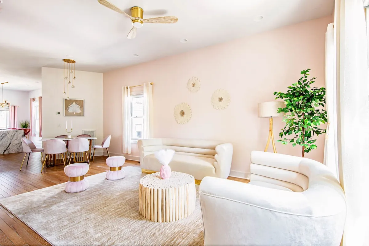 Home in Nashville property photo 2