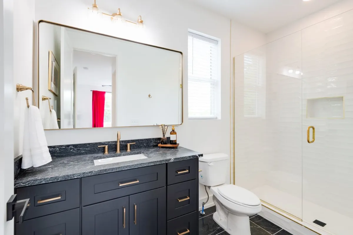 Home in Nashville property photo 5