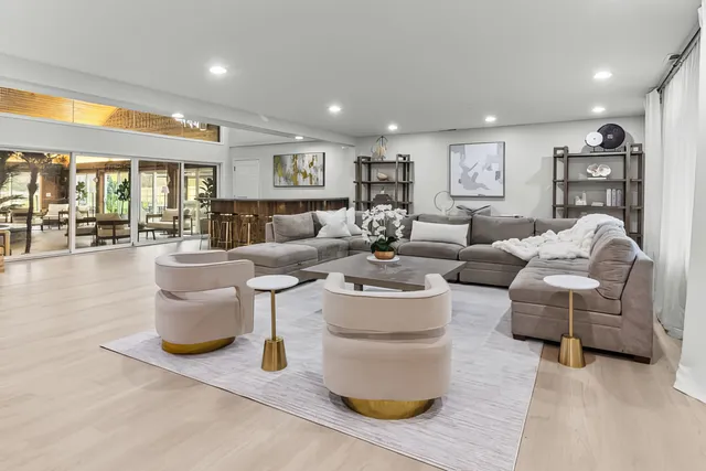 Wander Illinois Highwood #3