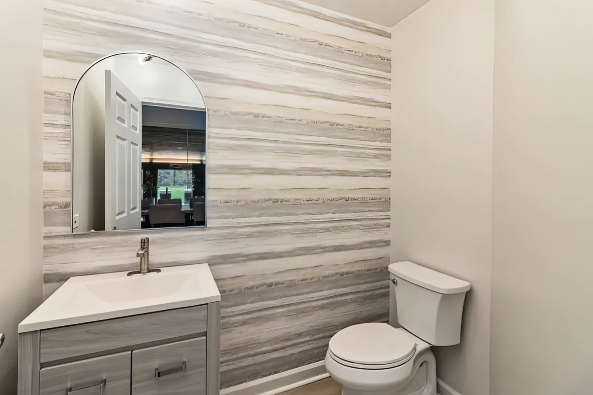 Wander Illinois Highwood #18