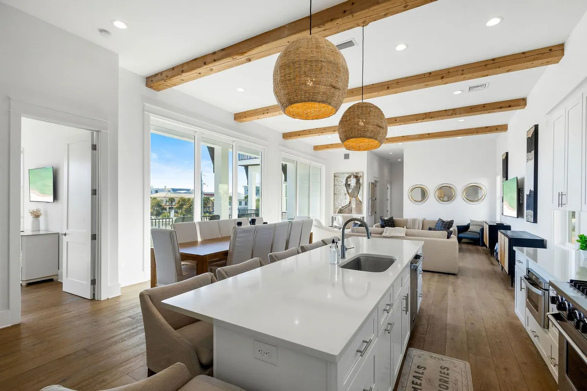 Wander Santa Rosa Sapphire