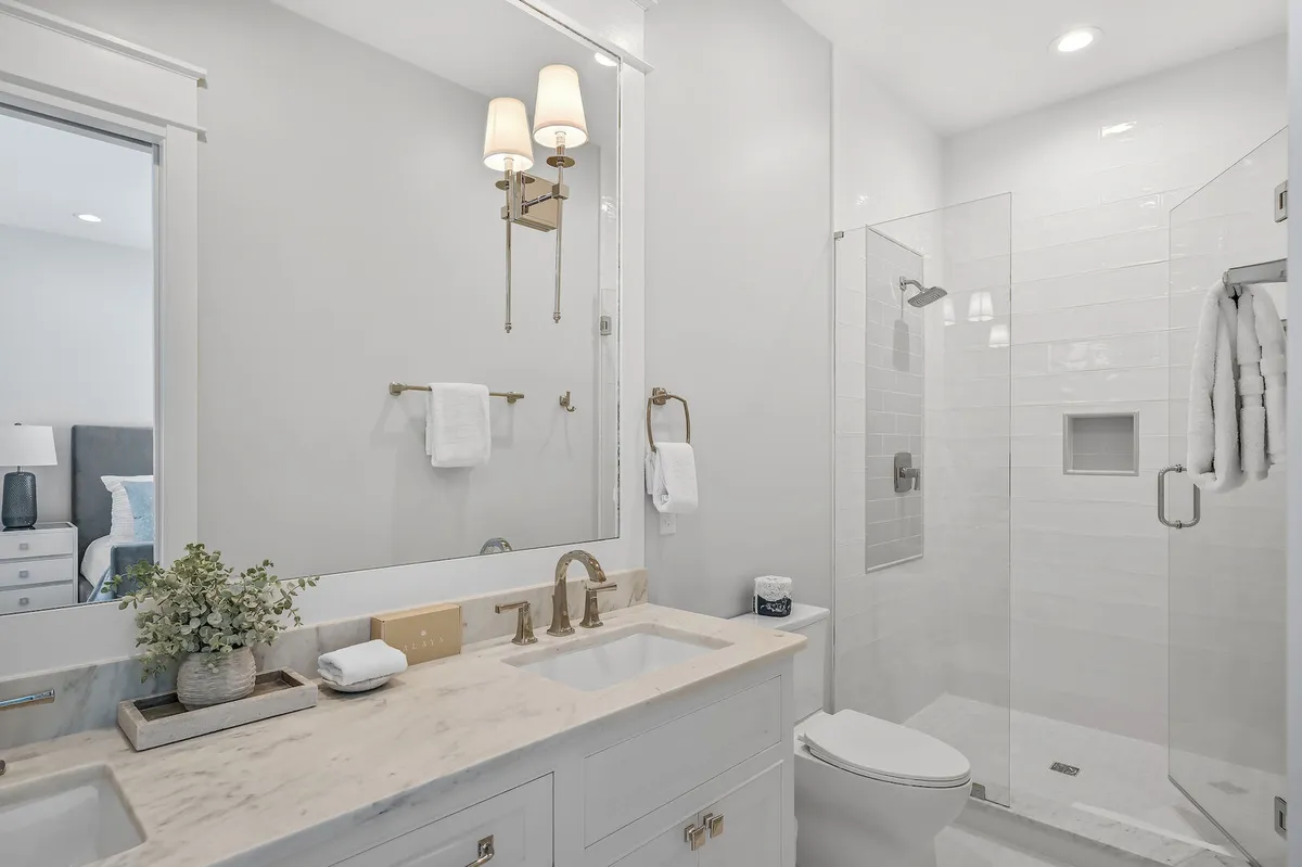 Wander Santa Rosa Bliss