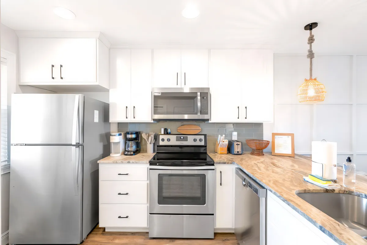 Wander Panama City Salty