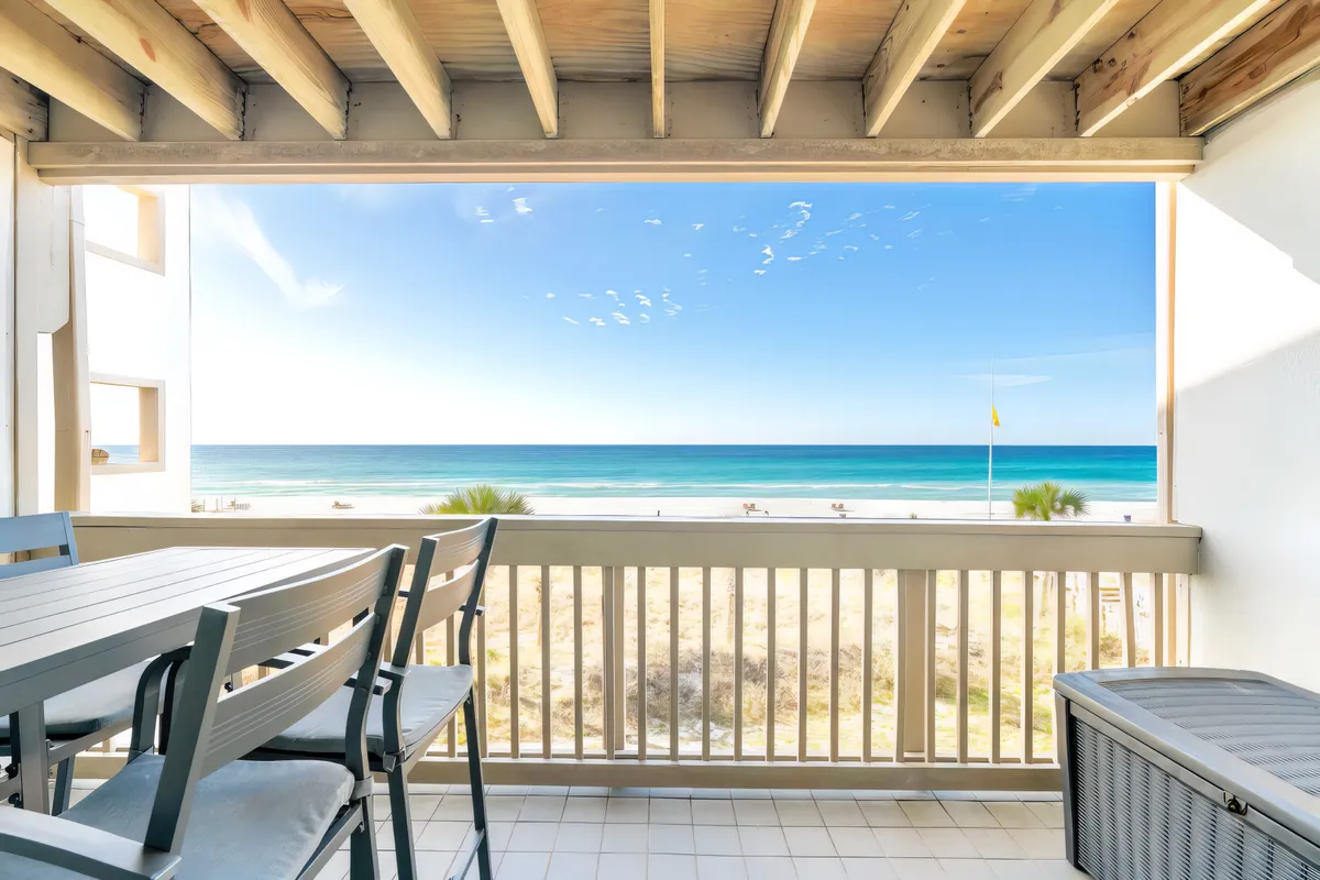 Wander Panama City Salty