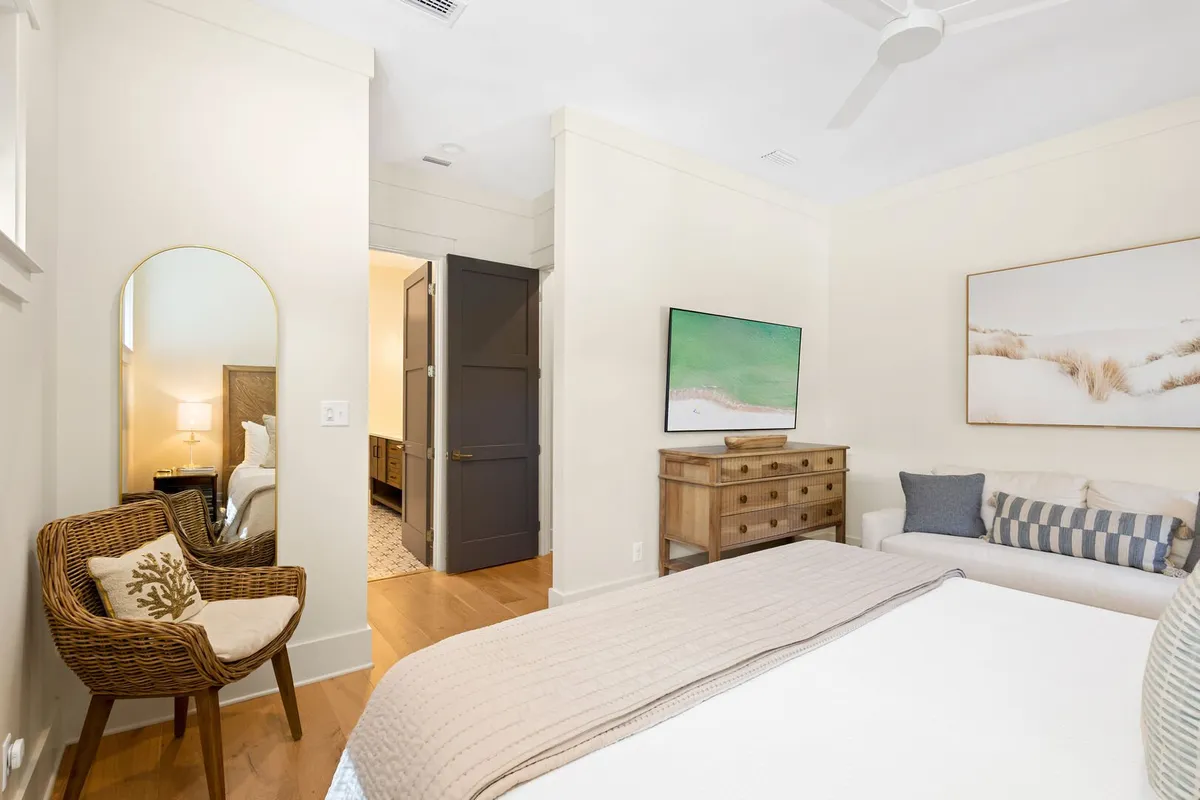 Wander Seacrest Sanctuary #31