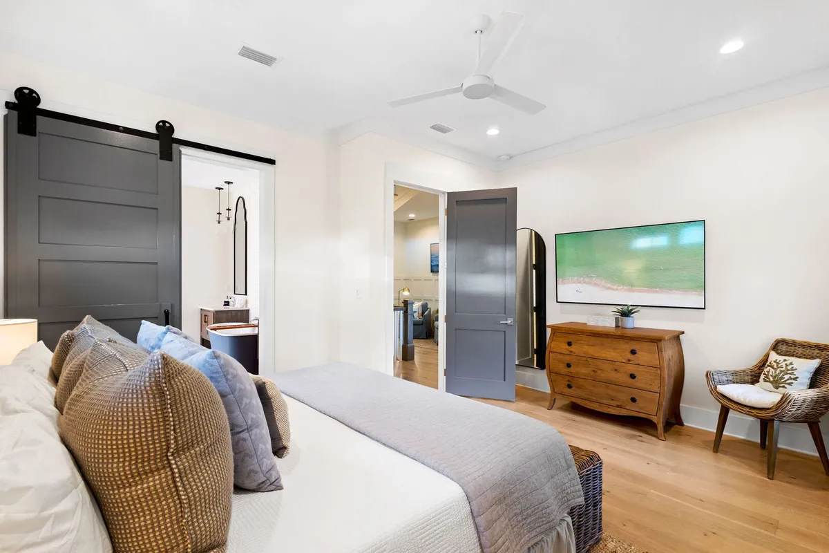 Wander Seacrest Sanctuary #46