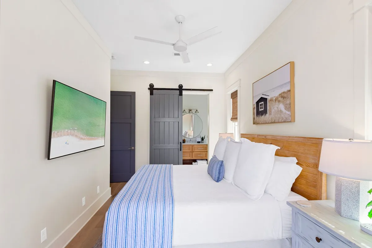 Wander Seacrest Sanctuary #50