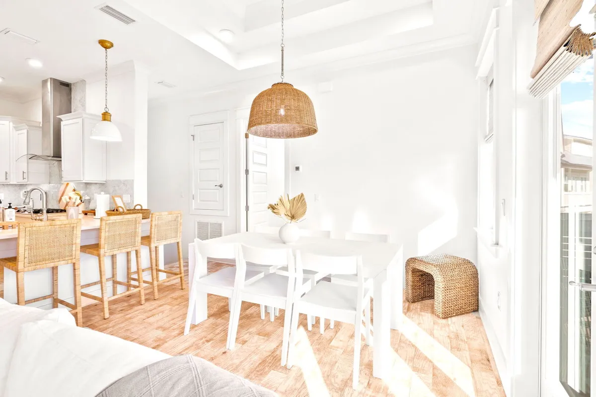 Wander Inlet Beach Tropic