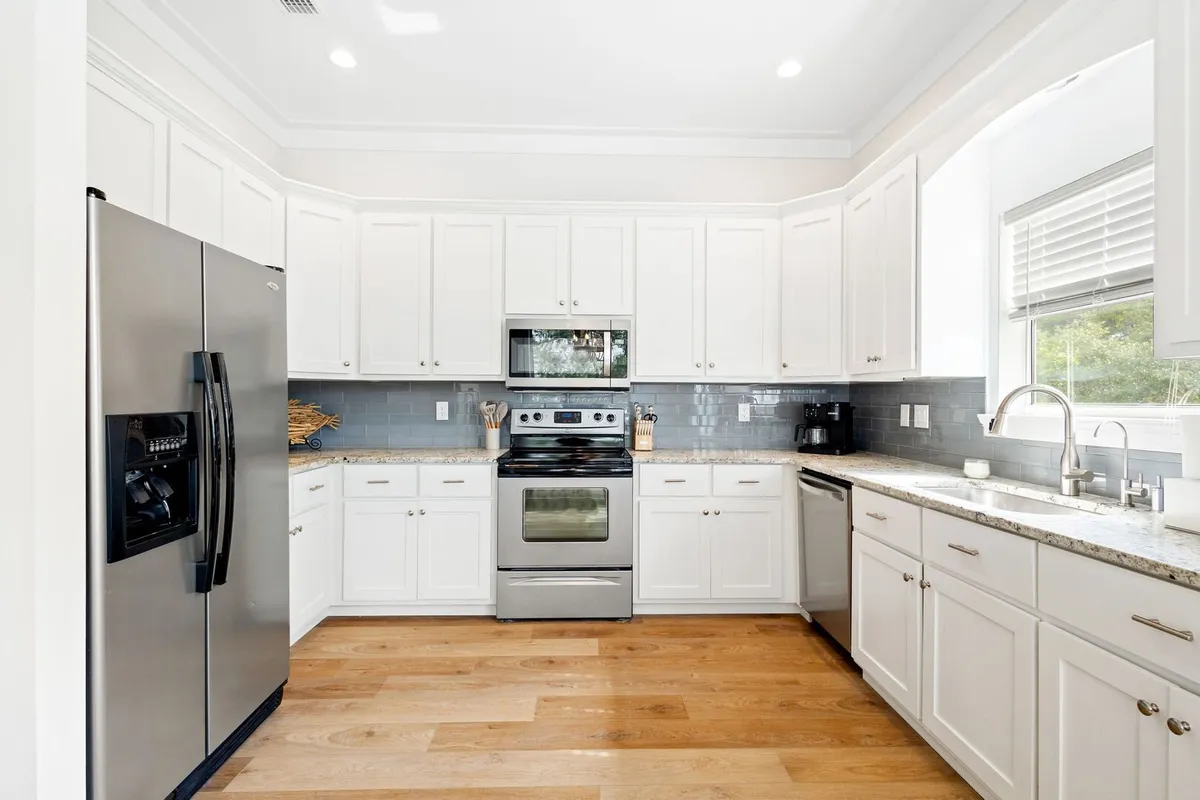 Wander Seacrest Pearl