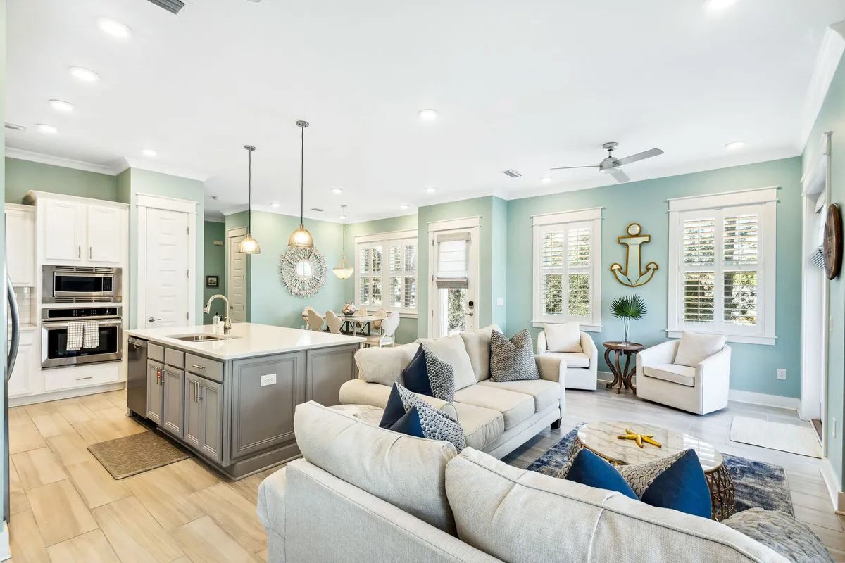 Wander Inlet Beach Waves