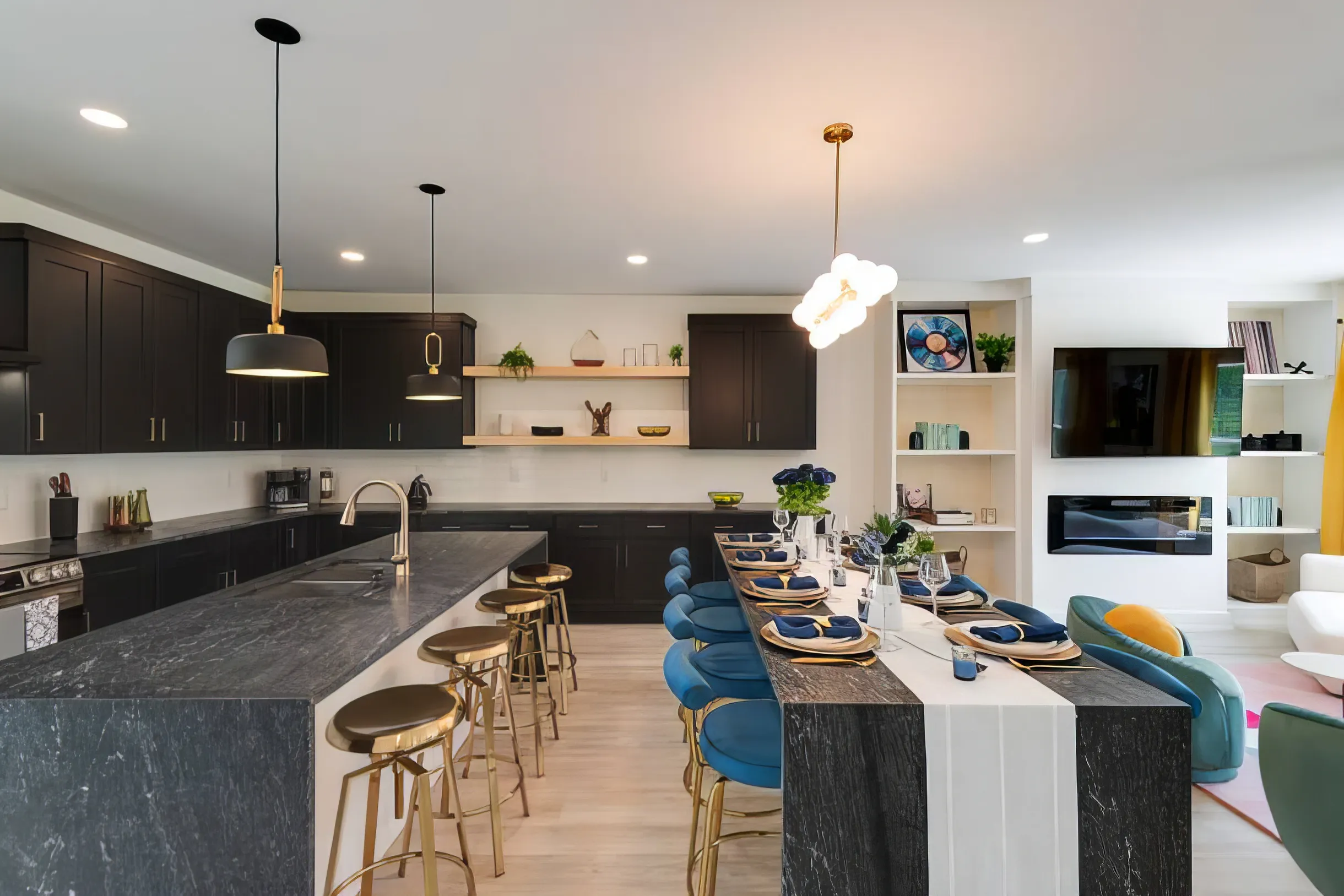 “The Art Haus” | Karaoke • Pool • Pickleball #23