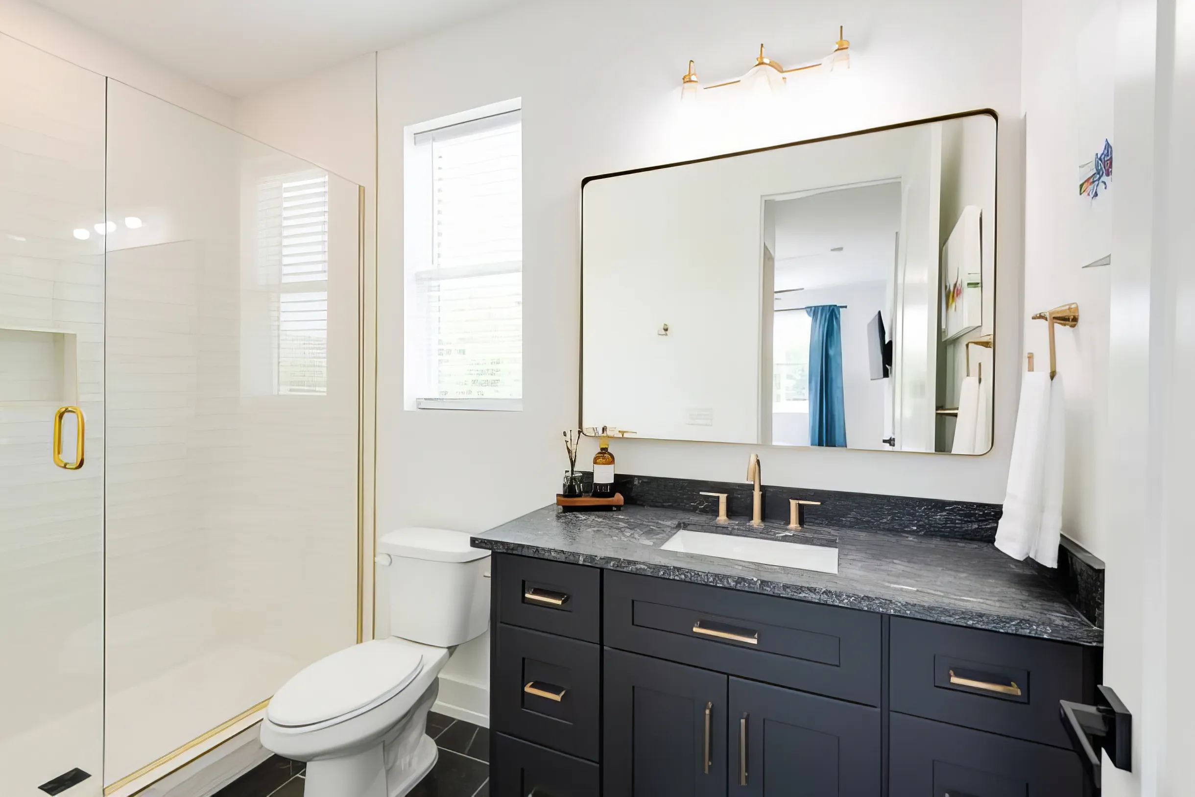 “The Art Haus” | Karaoke • Pool • Pickleball #16