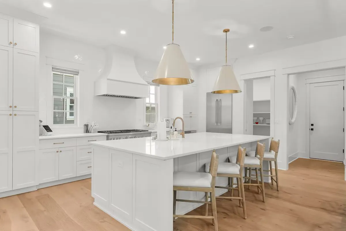 Wander Seagrove Lake