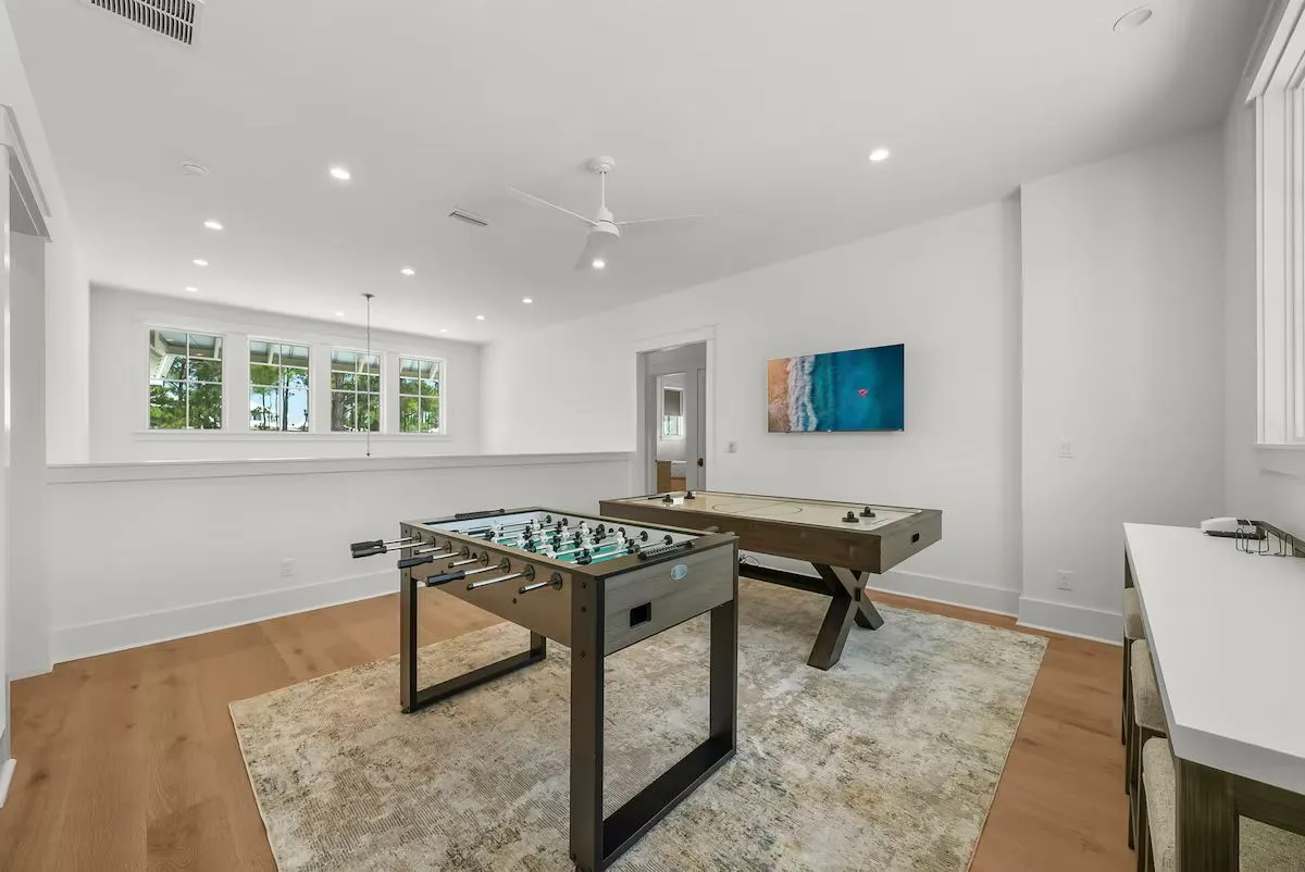 Wander Seagrove Lake