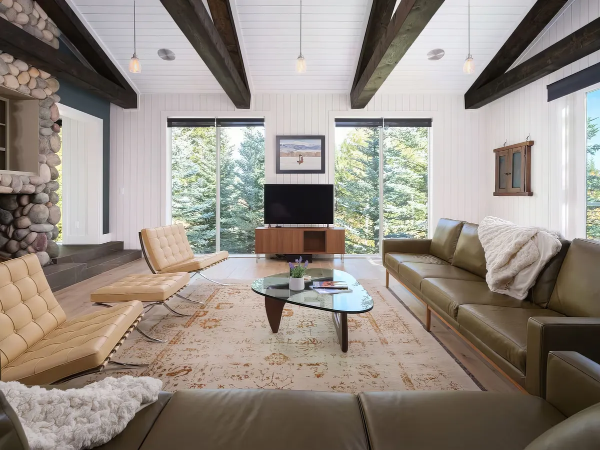 Montreux House #20