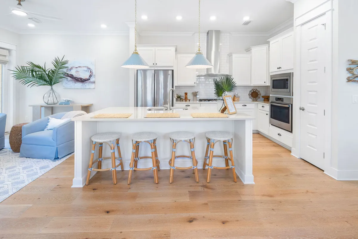 Wander Inlet Beach Halo