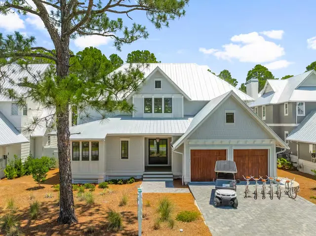 Wander Seagrove Lake