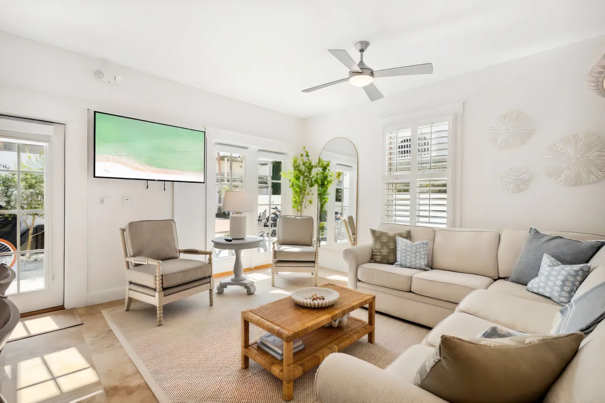 Wander Seacrest Tides #1