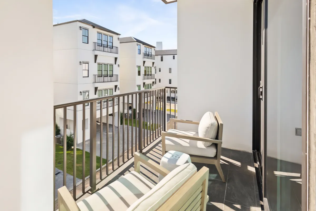 Wander Seagrove Daze