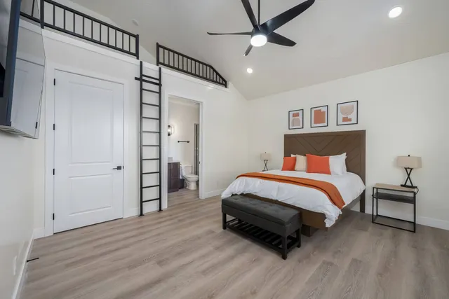 Bedroom 1 image 1
